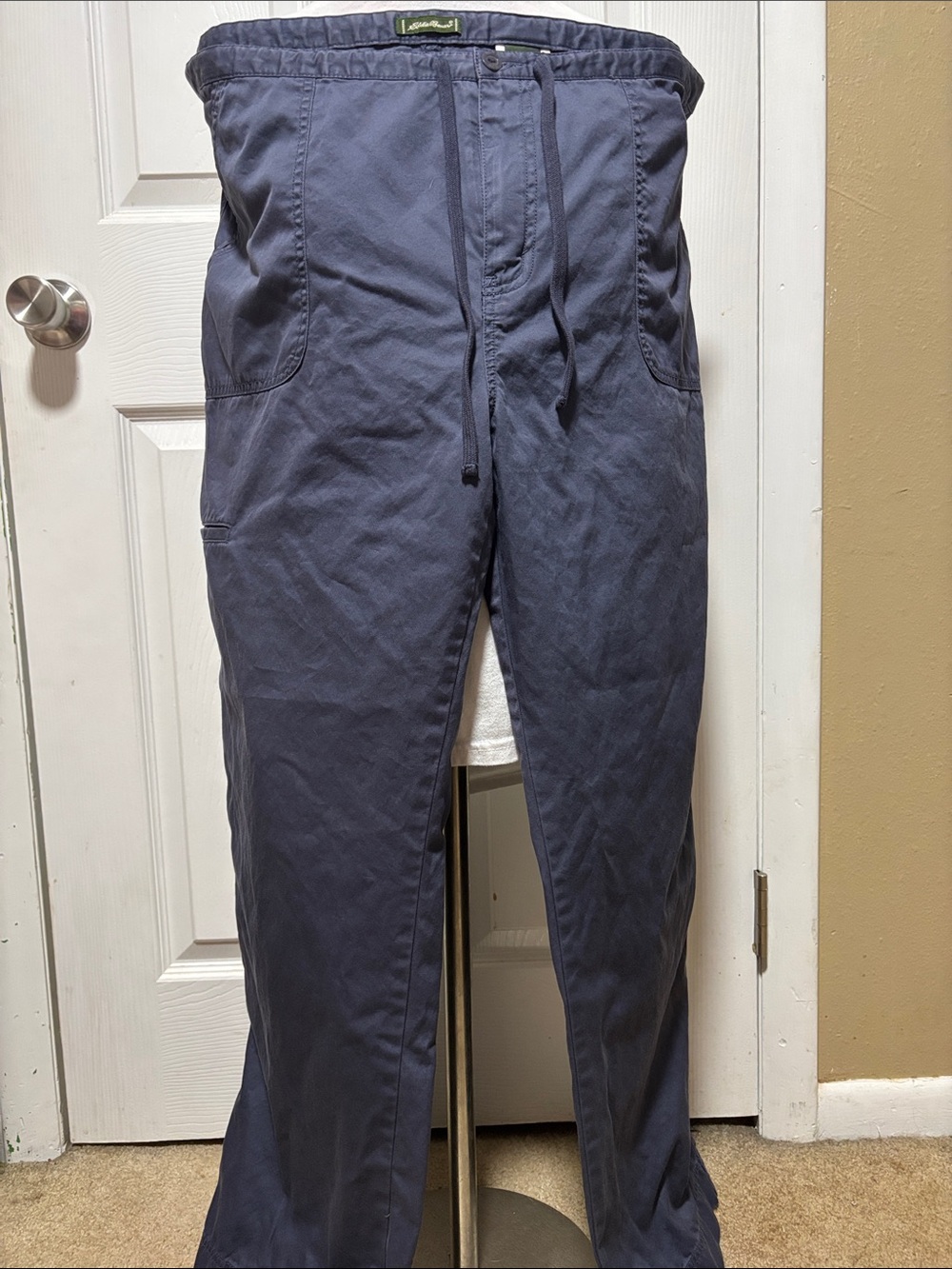 Eddie Bauer Women's Wide Leg Drawstring Pants in Navy